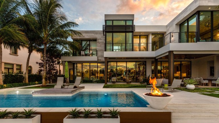 Generating wealth through luxury homes in Melbourne.