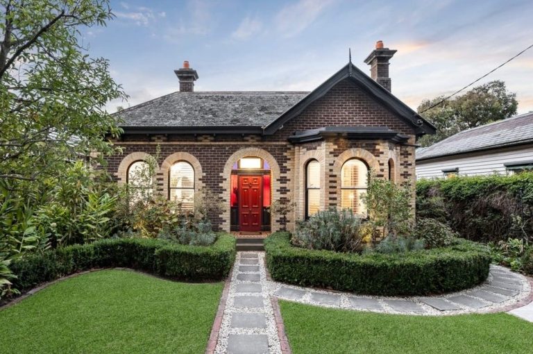 EOI Campaigns: Avoid bidding against yourself this April